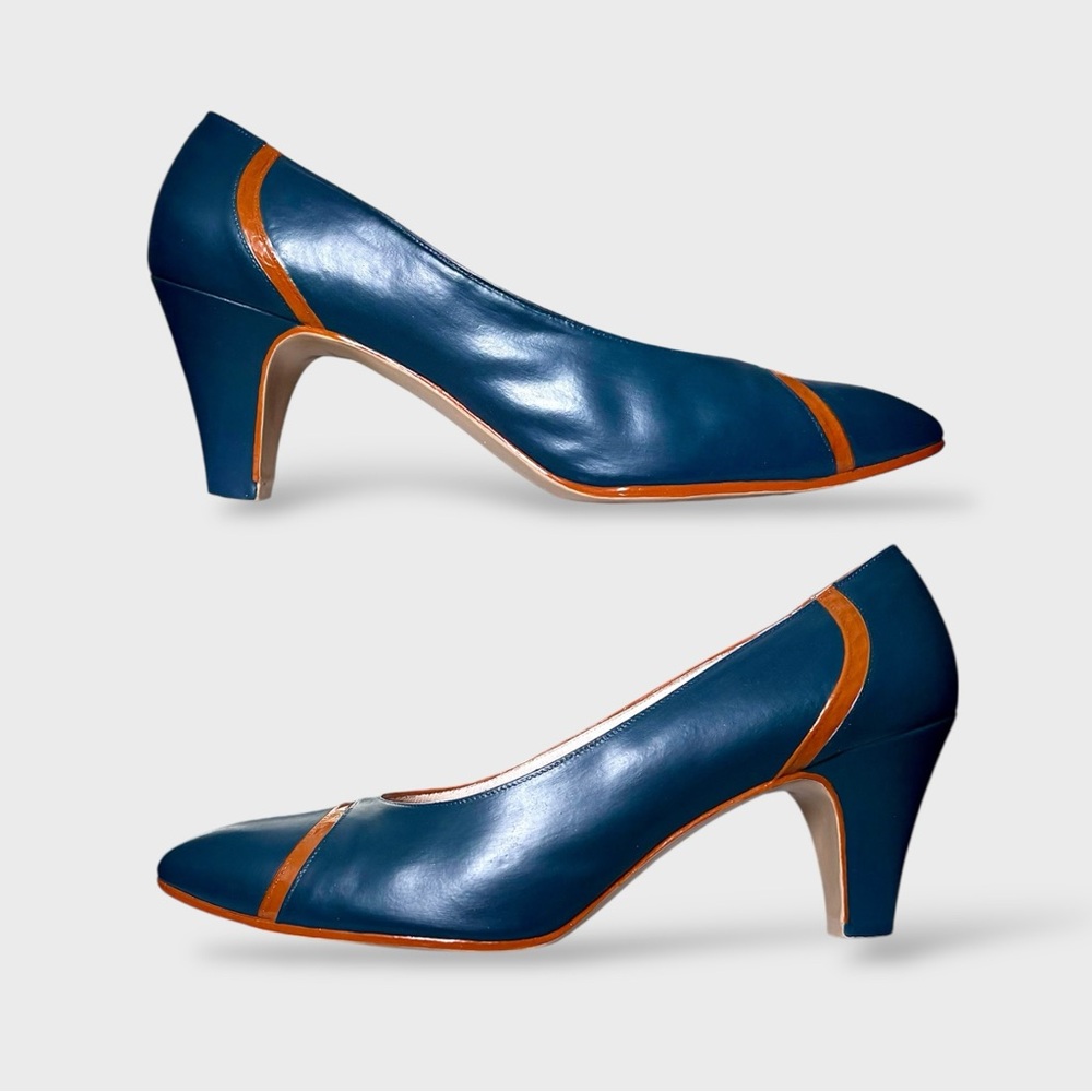 Ferragamo Women’s Teal Green Brown Trim Gold Sole Classic Heels Sz 7.5D - Picture 10 of 14